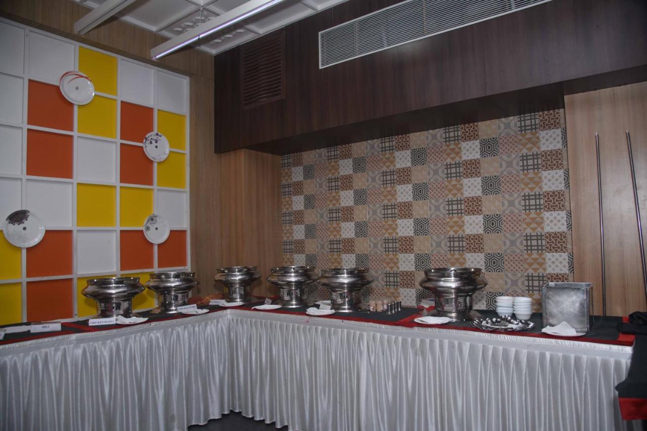 Nimantran Hotel Navi Mumbai Luaran gambar