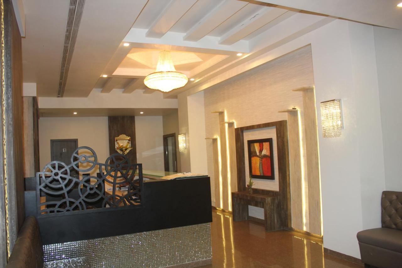 Nimantran Hotel Navi Mumbai Luaran gambar